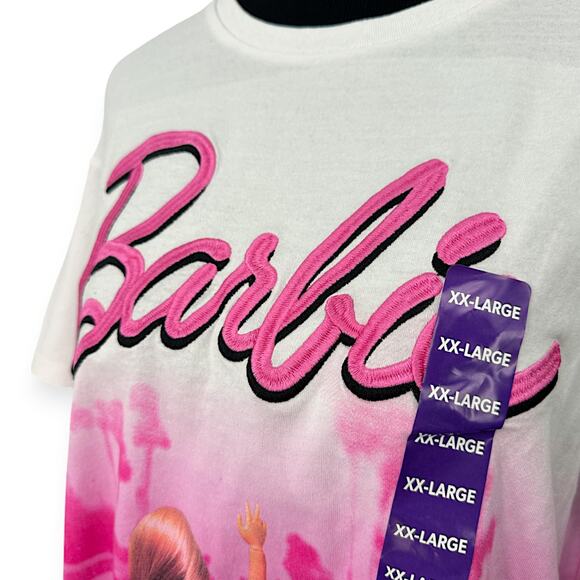 Barbie | NWT | XXL | Cropped Barbie Dream Summer Dip Dye Short Sleeve T-shirt - Picture 3 of 7